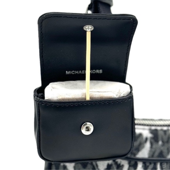 Michael Kors Jet Set Medium Leopard Logo Crossbody Bag w AirPods Case and Wallet - Picture 10 of 15